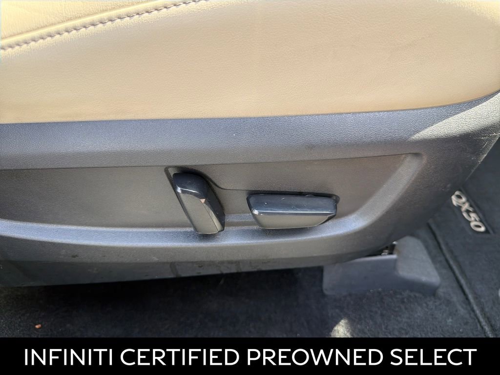 Certified 2019 INFINITI QX50 Luxe w/ Navigation Package image 39
