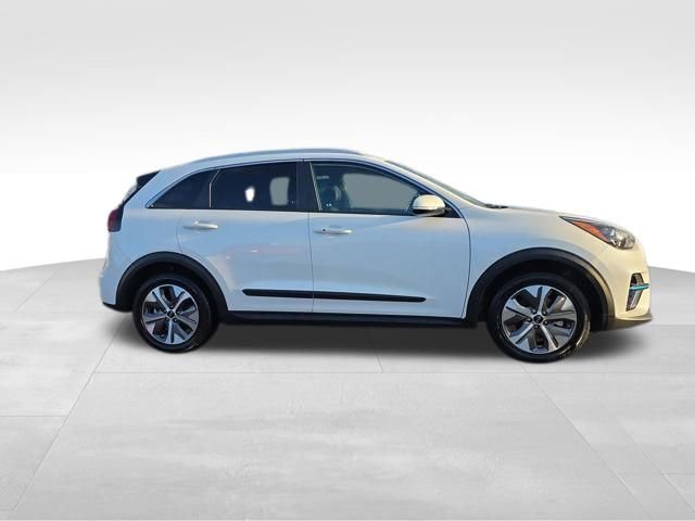 Used 2021 Kia Niro EX image 9