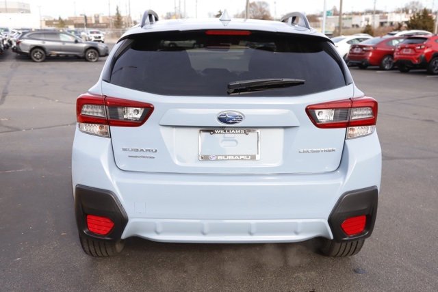 Used 2023 Subaru Crosstrek 2.0i Premium image 4