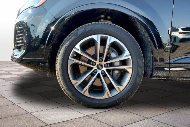 New 2026 Audi Q7 2.0T Premium AWD/4WD image 11