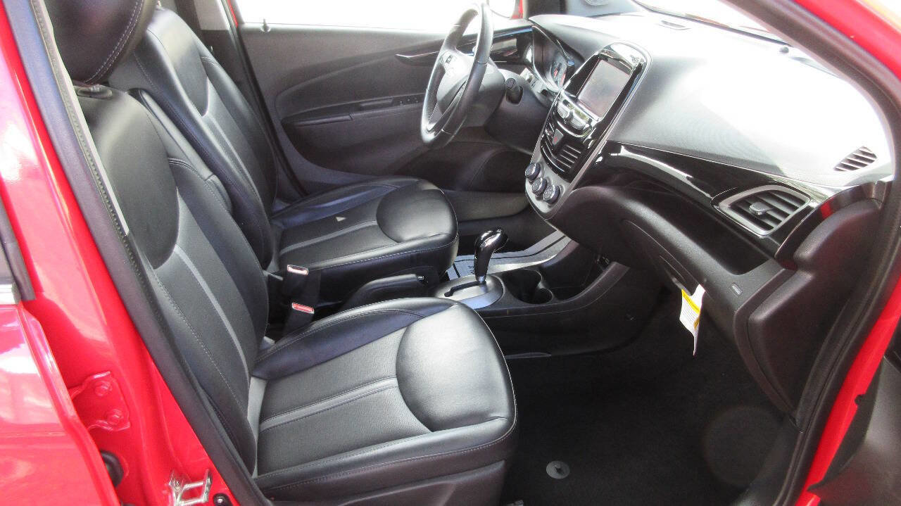 Used 2021 Chevrolet Spark LT w/ Driver Confidence Package image 25