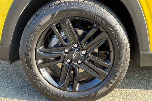 Used 2025 Chevrolet Trax ACTIV w/ Driver Confidence Package image 42