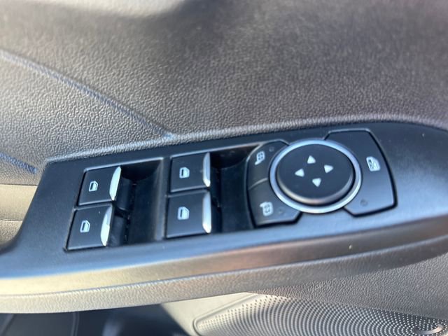 Used 2021 Ford Escape SE w/ SE Sport Appearance Package image 23