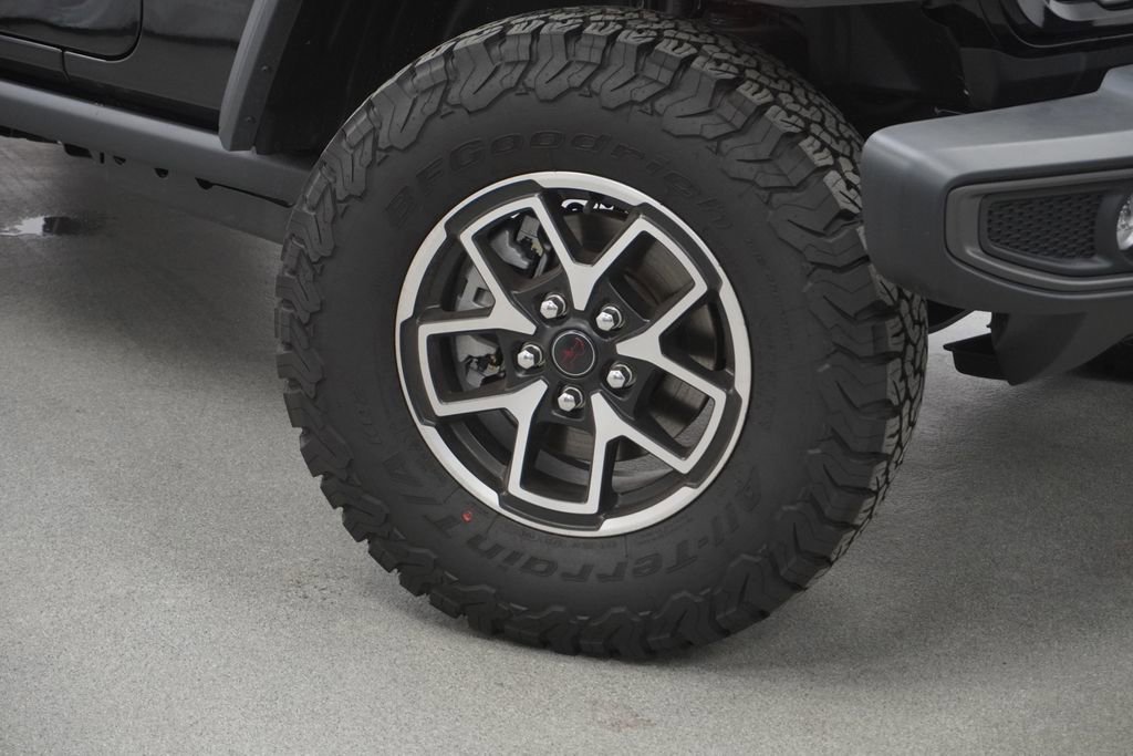 New 2026 Jeep Wrangler Unlimited Rubicon w/ Safety Group AWD/4WD image 4