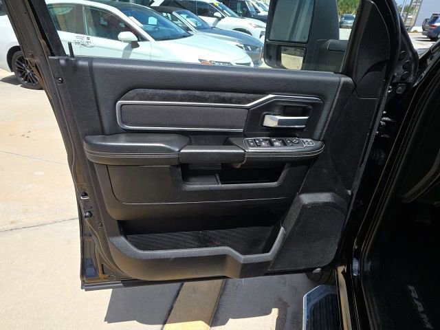 Used 2024 RAM 2500 Big Horn w/ Safety Group image 12