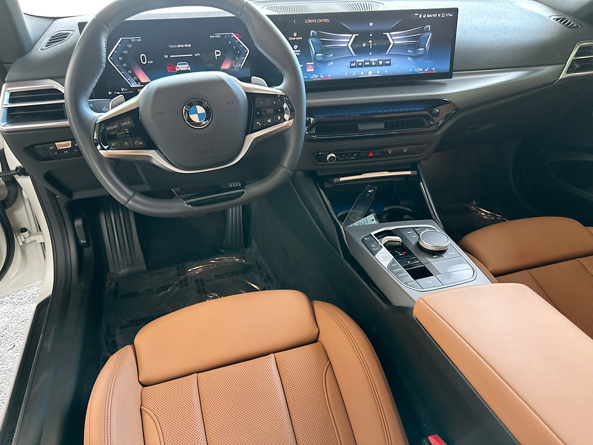Certified 2025 BMW 230i Coupe w/ Convenience Package image 23