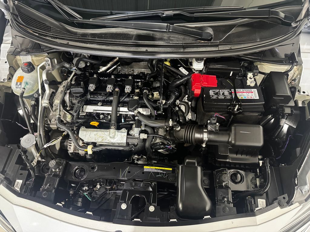 Used 2025 Nissan Versa SV image 11