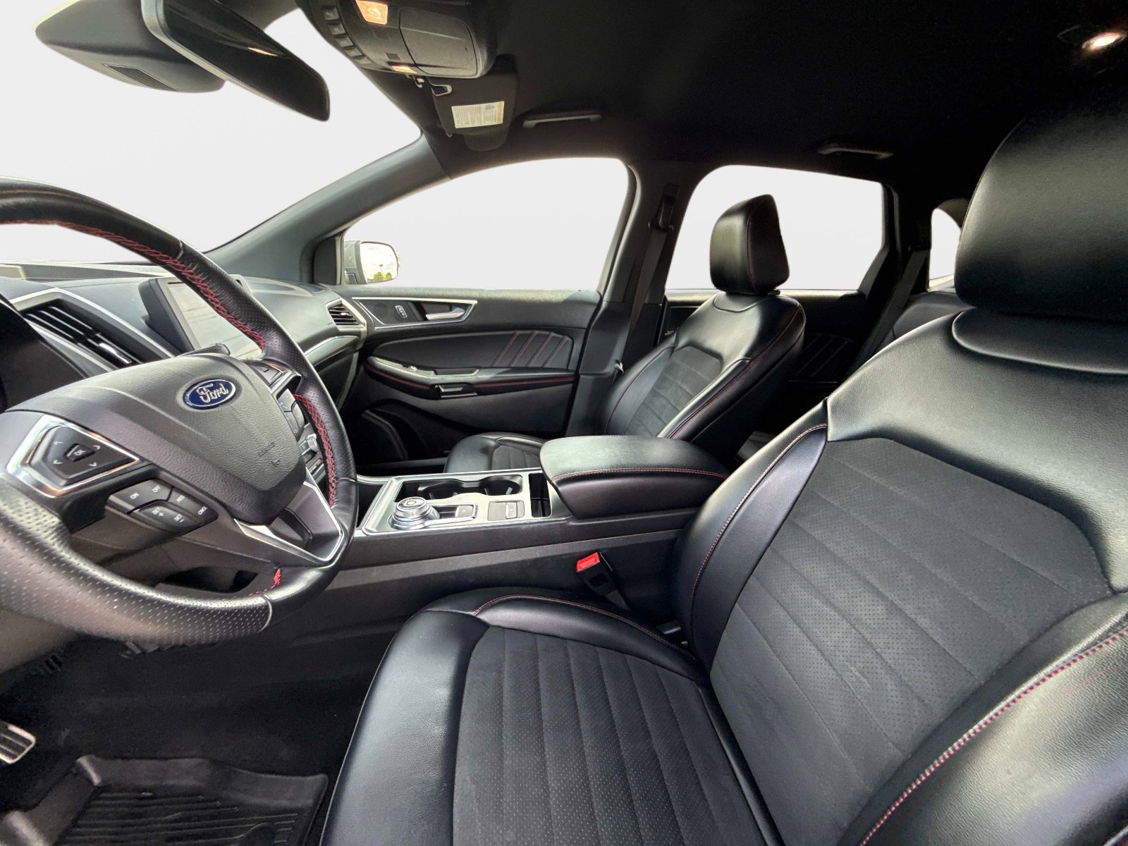 Used 2022 Ford Edge ST-Line AWD/4WD image 24