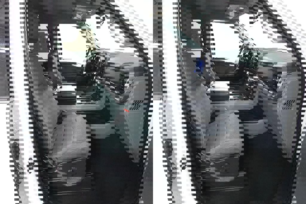 Used 2024 Ford F150 XLT w/ Mobile Office Package image 29