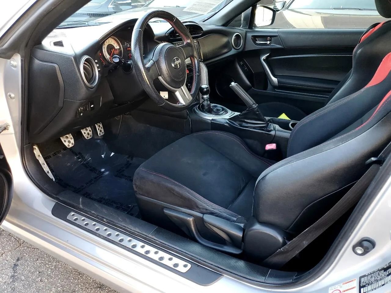 Used 2013 Scion FR-S 10 Series image 16