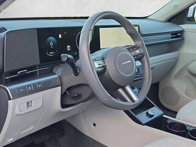 Used 2025 Hyundai Kona SEL AWD/4WD image 10