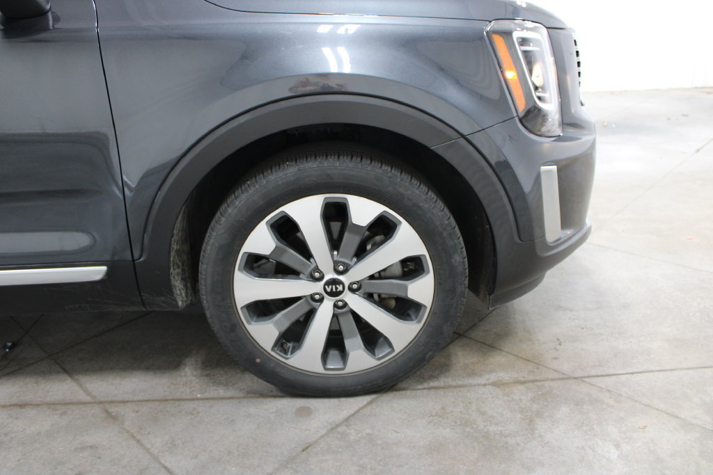 Used 2020 Kia Telluride S FWD image 18