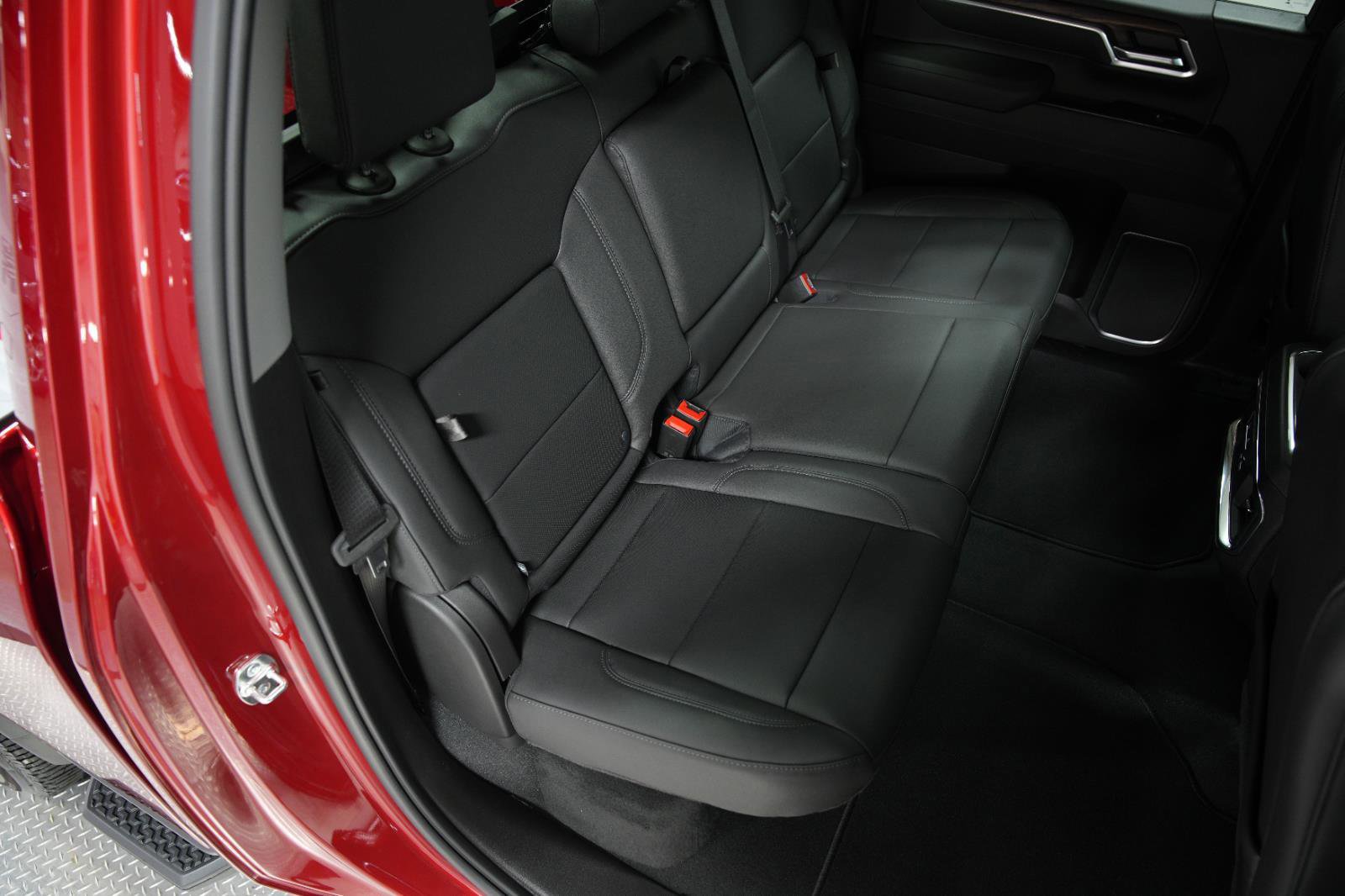 New 2026 GMC Sierra 2500 SLT w/ SLT Convenience Package image 14