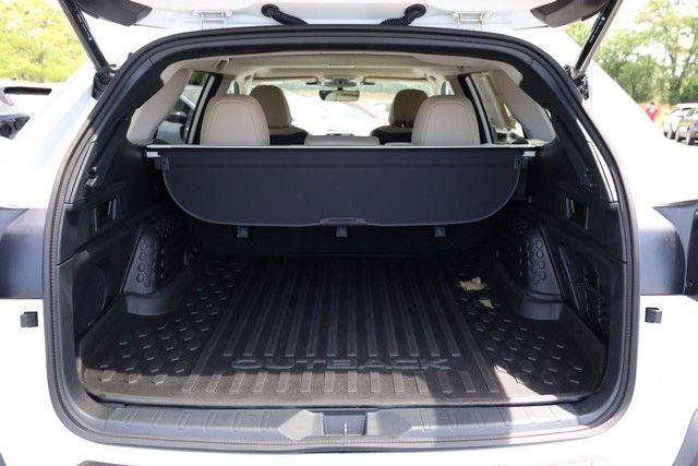 Used 2024 Subaru Outback Limited AWD/4WD image 7