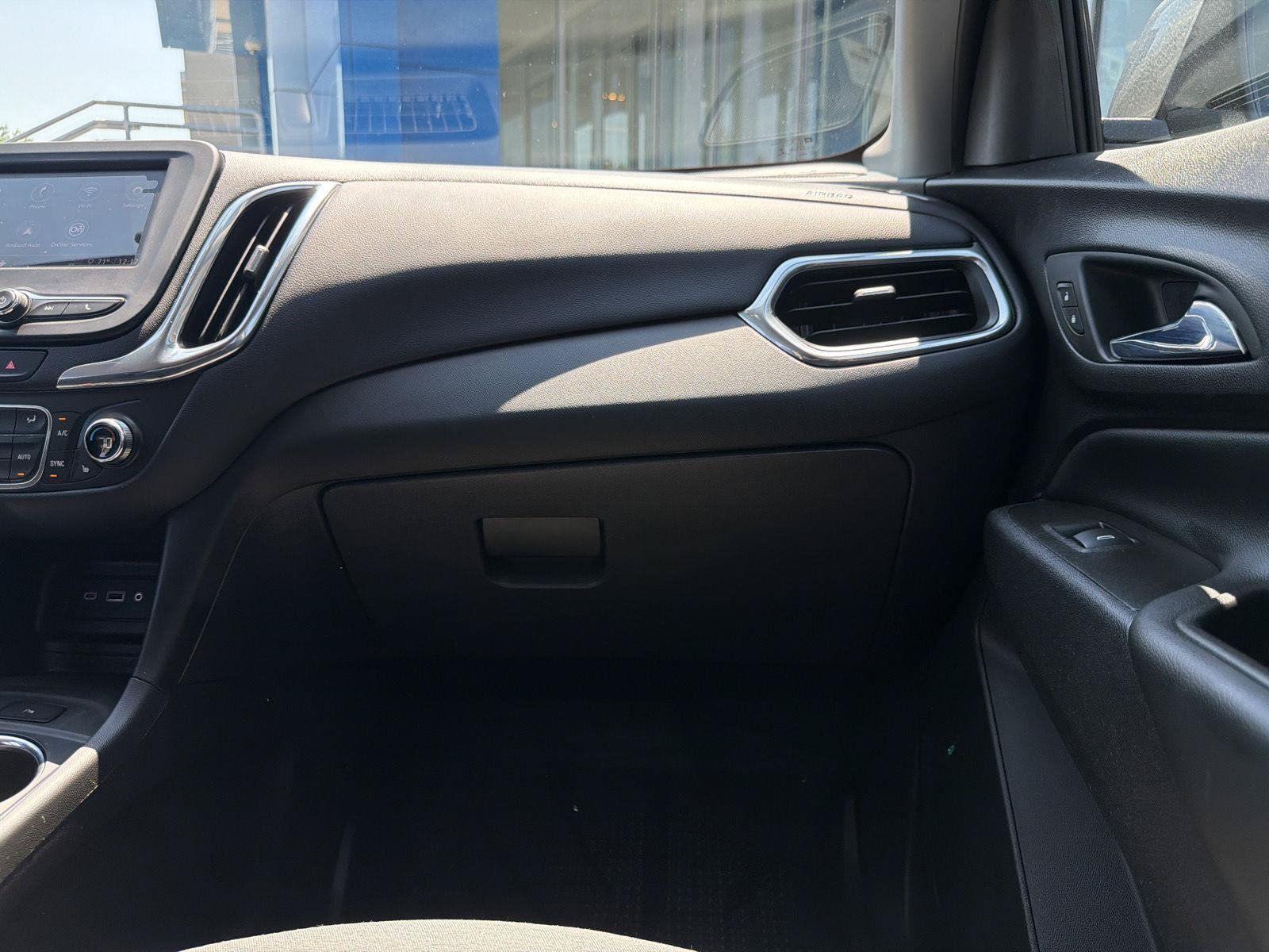 Used 2023 Chevrolet Equinox LT FWD image 30