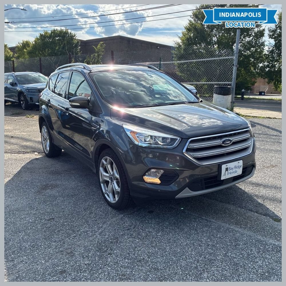 Used 2019 Ford Escape Titanium AWD/4WD image 1