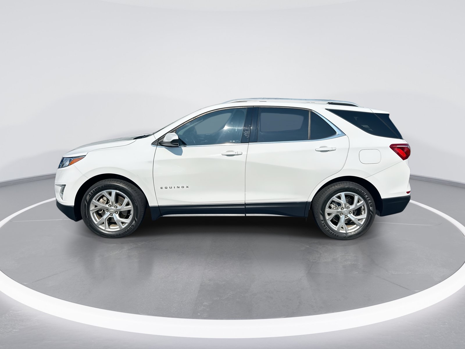 Used 2020 Chevrolet Equinox LT FWD image 6