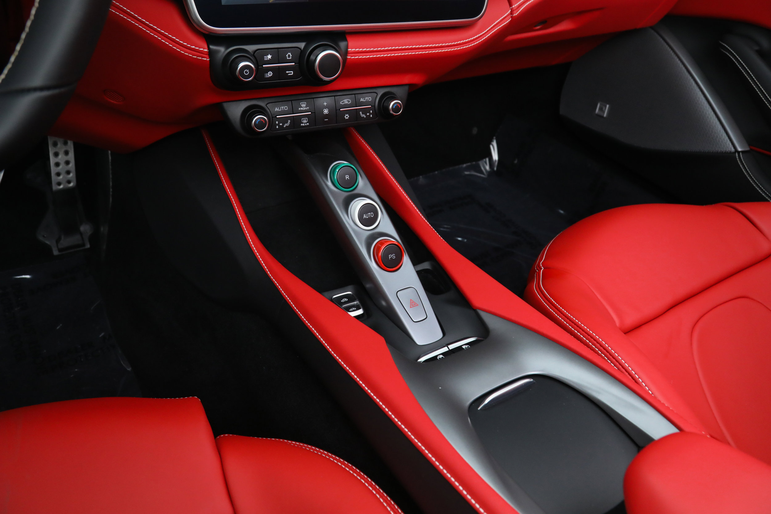 Certified 2022 Ferrari Portofino M RWD image 30