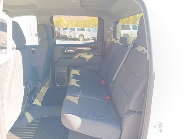 New 2026 GMC Sierra 1500 SLE w/ X31 Off-Road Package AWD/4WD image 7