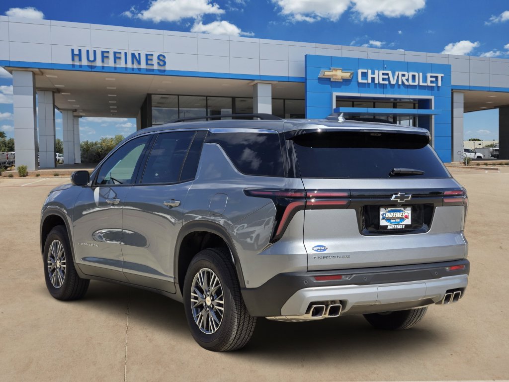 New 2026 Chevrolet Traverse LT w/ Enhanced Driving Package FWD image 4