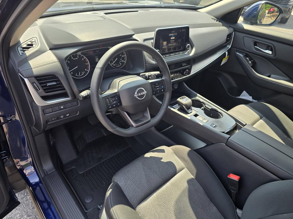 New 2026 Nissan Rogue SV FWD image 18