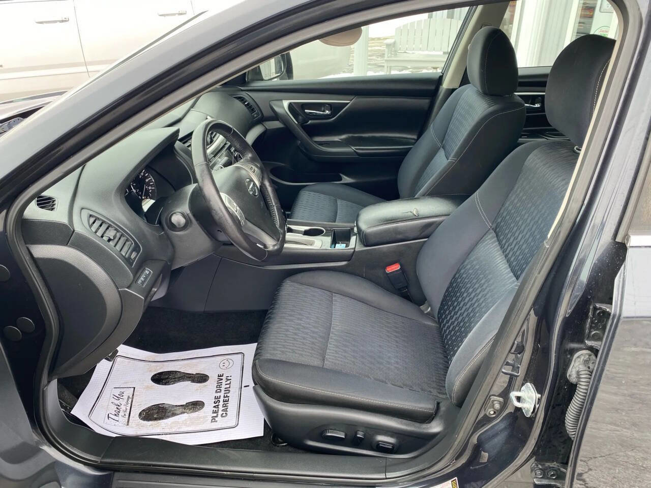 Used 2018 Nissan Altima 2.5 SV image 12