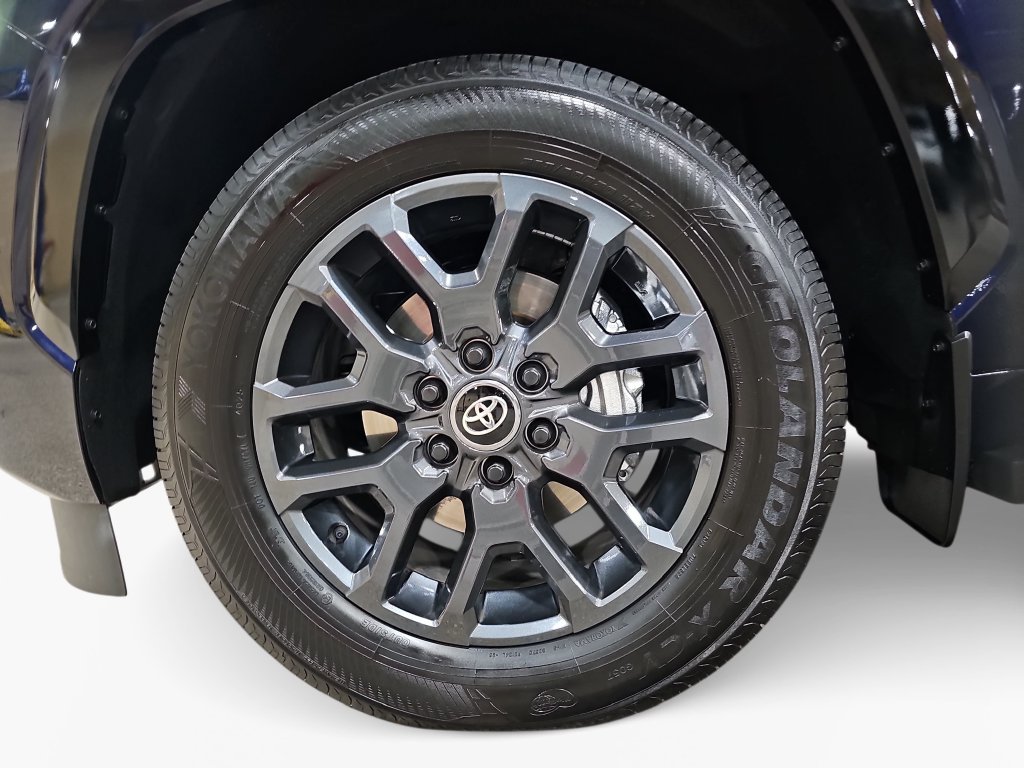 Certified 2026 Toyota Sequoia Platinum AWD/4WD image 24