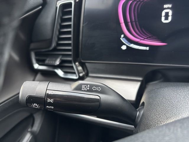Used 2023 Kia Sportage EX image 25