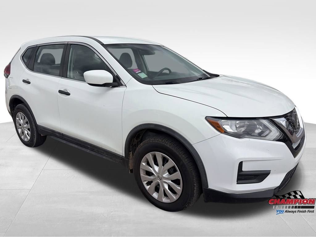 Used 2018 Nissan Rogue S AWD/4WD image 9