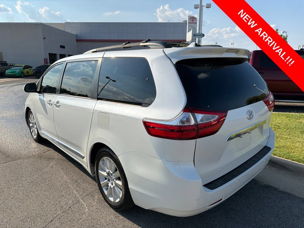Used 2015 Toyota Sienna Limited FWD image 6