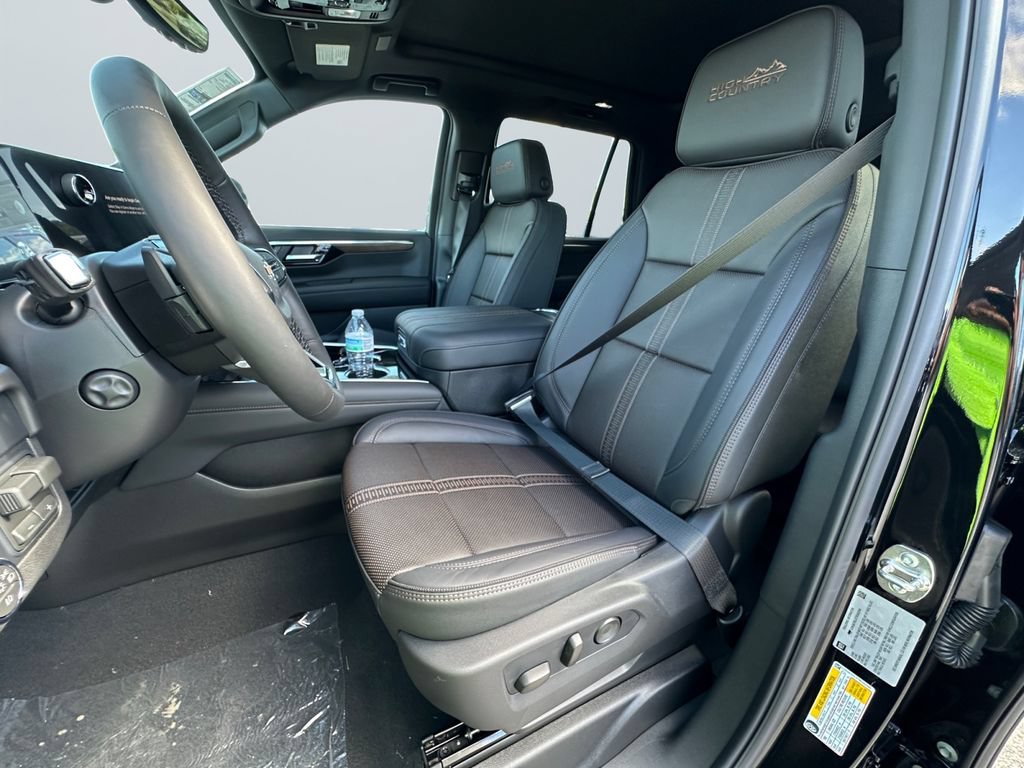 New 2026 Chevrolet Tahoe High Country w/ Sun And Tow Package AWD/4WD image 9