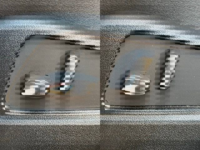 New 2025 Cadillac XT5 Luxury FWD image 19