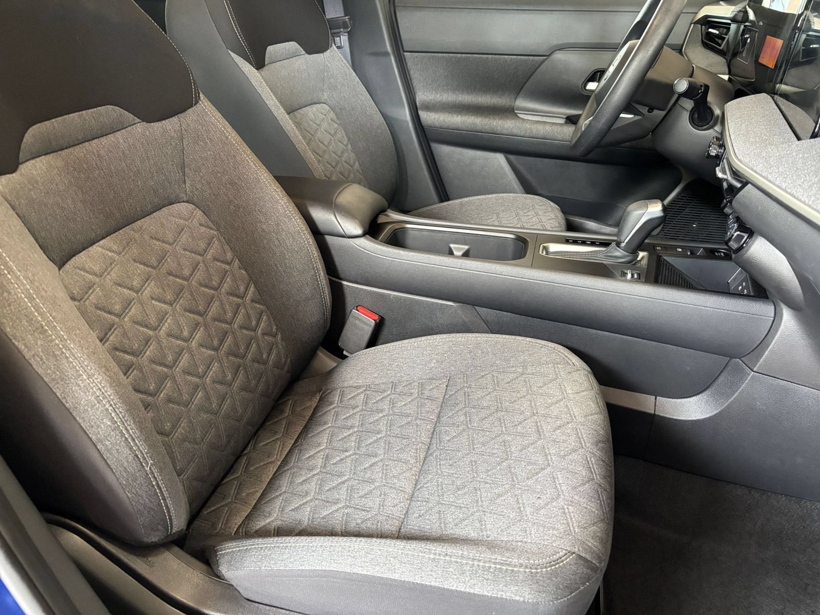 Used 2026 Nissan Kicks SV w/ Cold Weather Package FWD image 35
