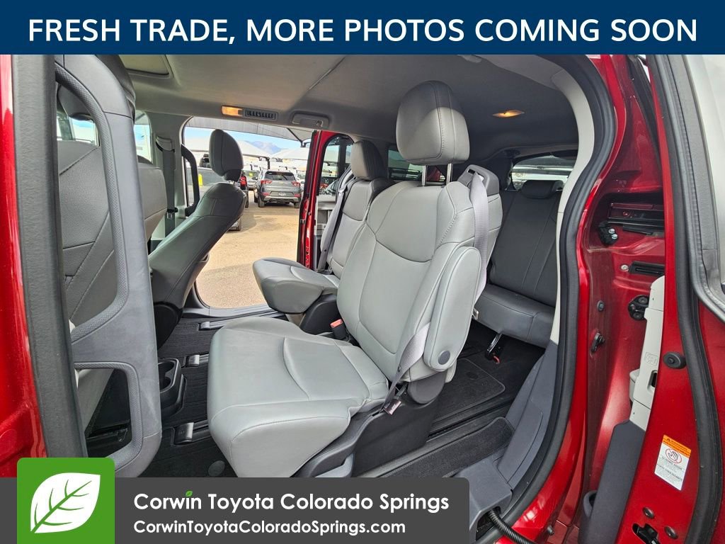 Used 2023 Toyota Sienna XLE w/ XLE Plus Package image 14