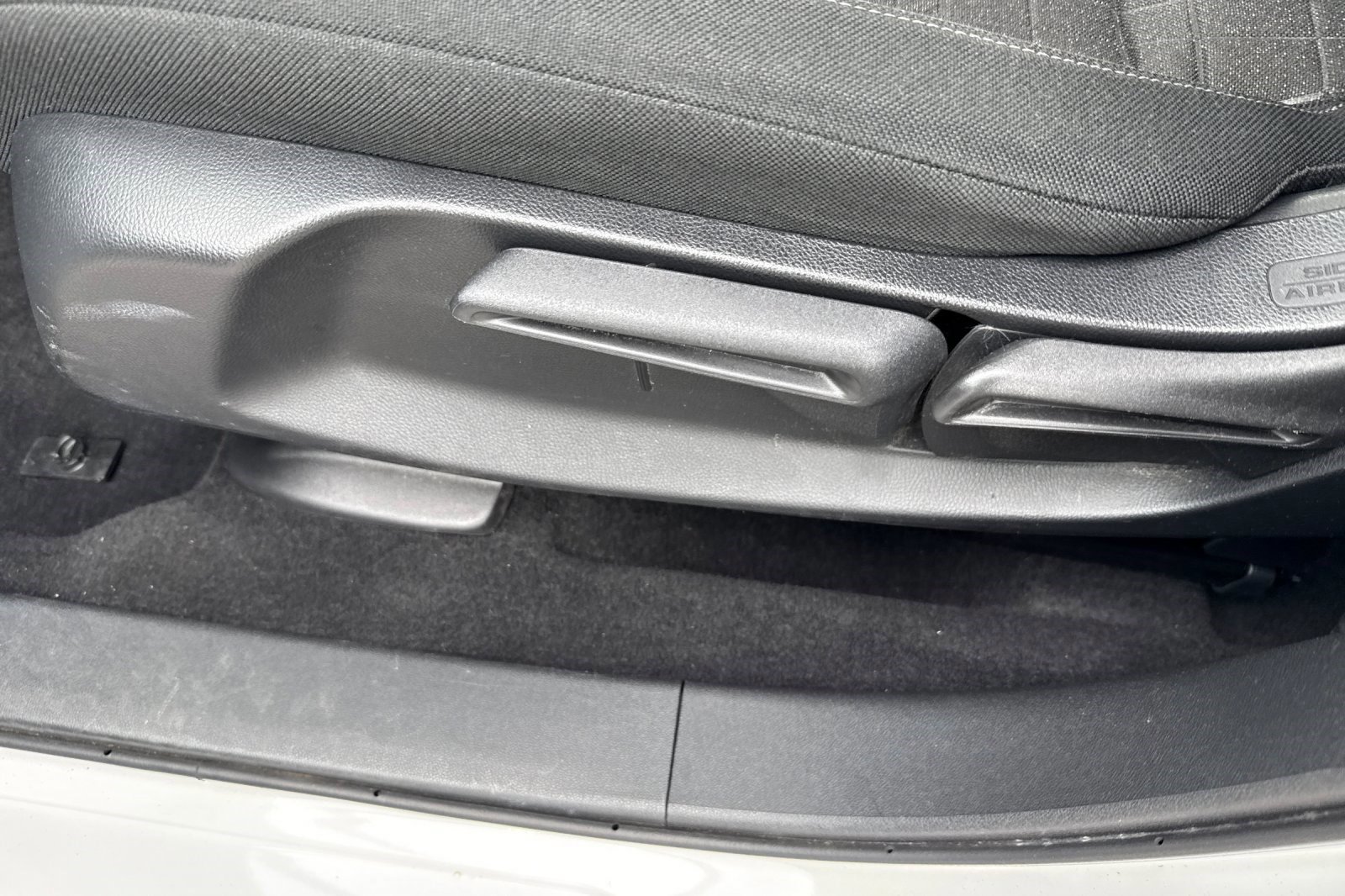 Certified 2023 Honda HR-V LX image 14