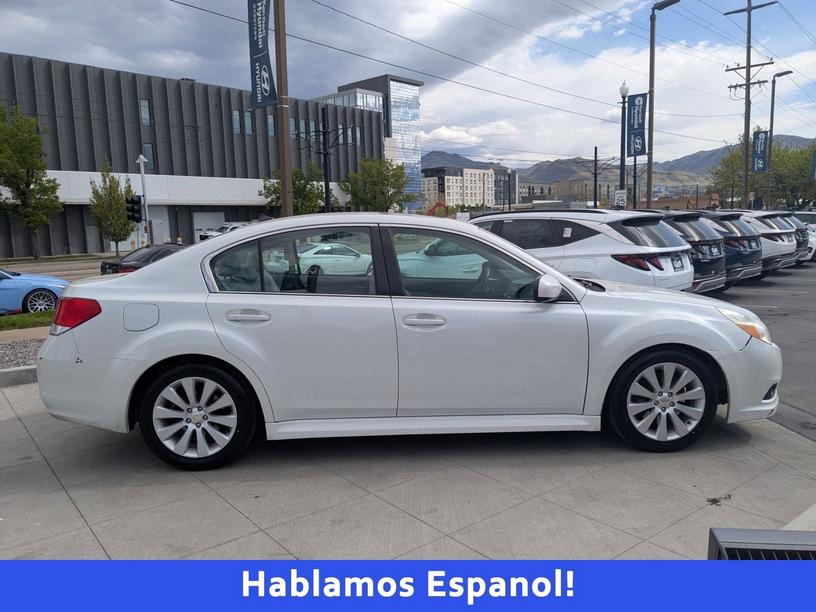 Used 2011 Subaru Legacy 3.6R Limited image 2