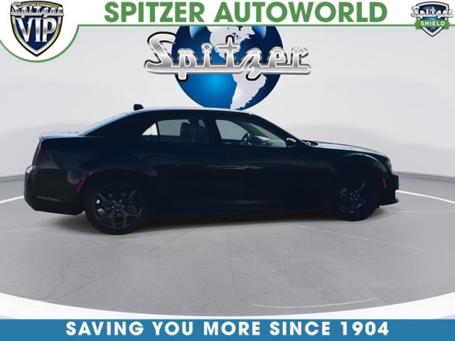 Used 2023 Chrysler 300 Touring L w/ Comfort Group image 10
