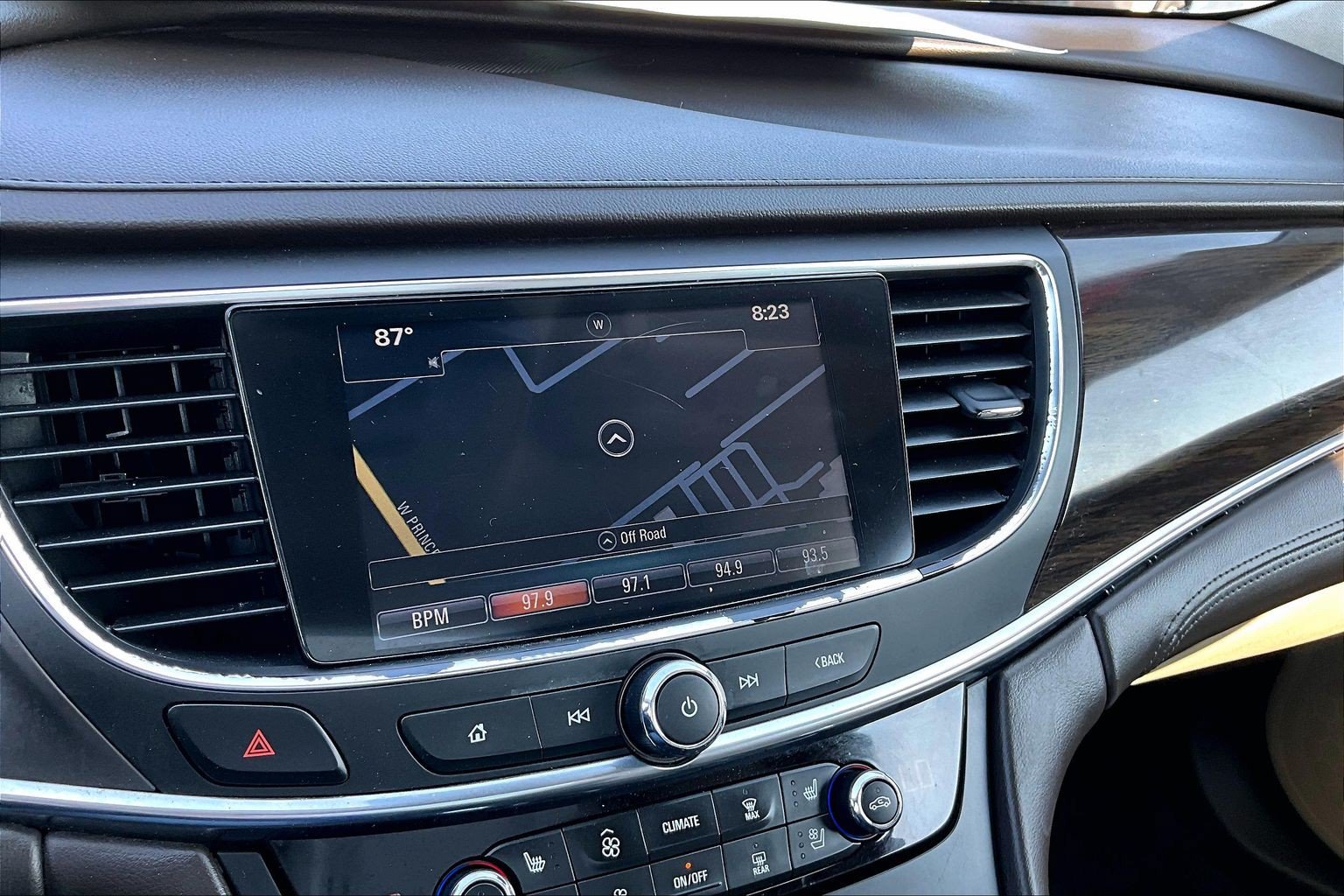 Used 2017 Buick LaCrosse Premium w/ Dynamic Driver Package FWD image 21
