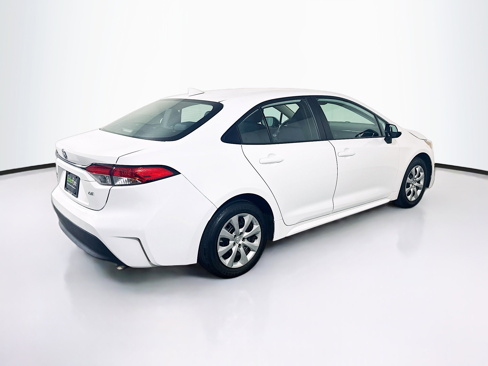 Used 2024 Toyota Corolla LE FWD image 9
