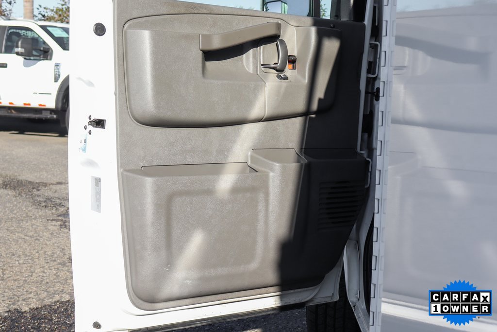 Used 2021 GMC Savana 3500 w/ Power Convenience Package image 16
