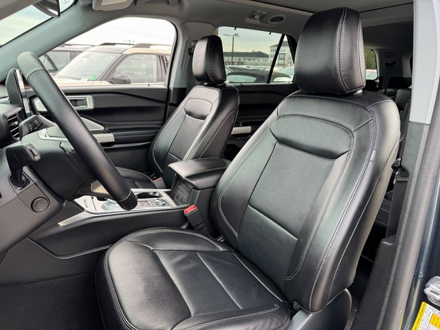 Certified 2023 Ford Explorer Limited w/ Limited Technology Package image 14