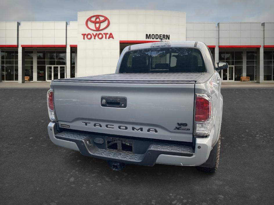 Used 2021 Toyota Tacoma TRD Sport w/ TRD Premium Sport Package AWD/4WD image 13