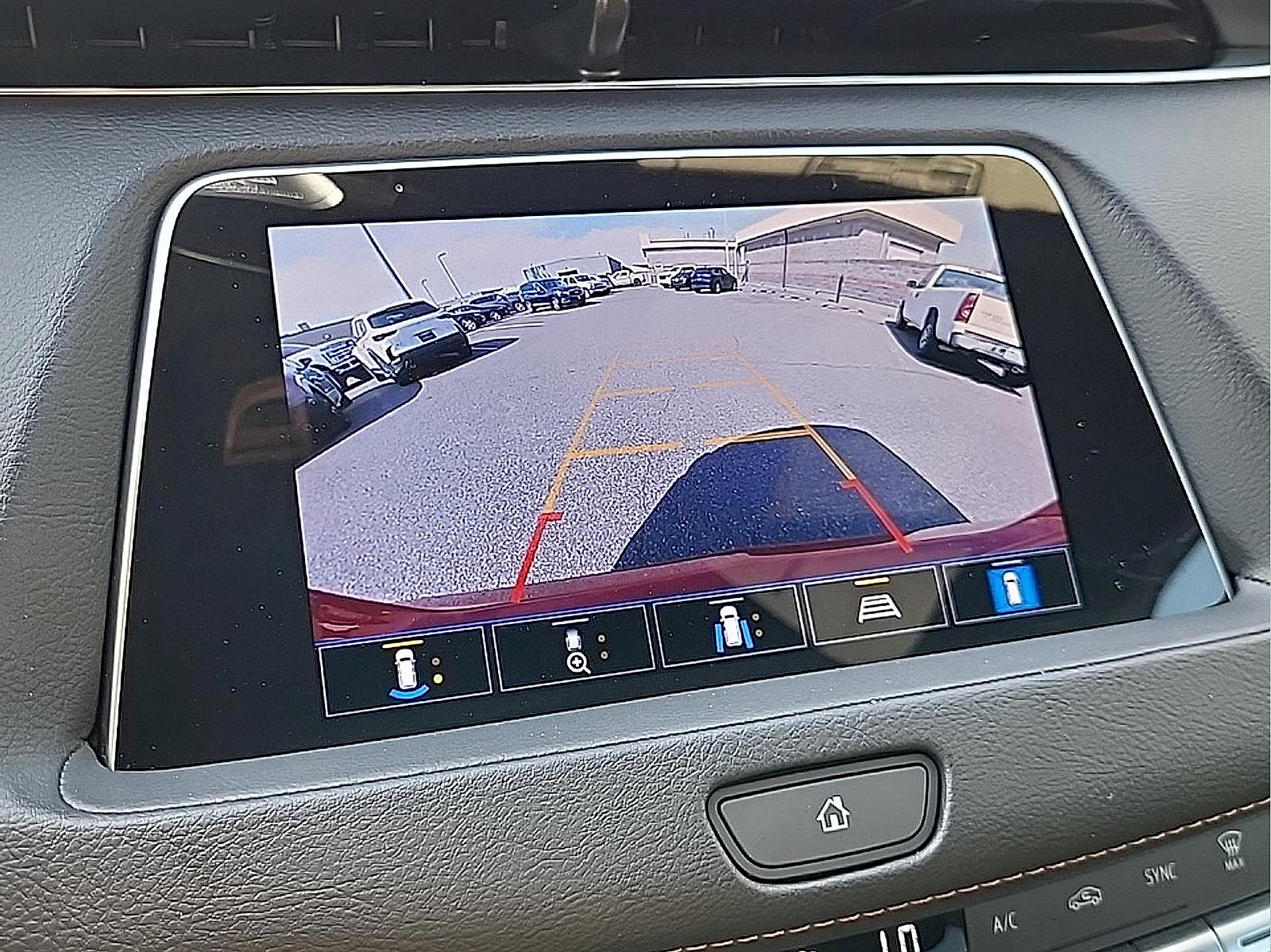 Certified 2022 Cadillac XT4 Sport w/ Sun And Sound Package AWD/4WD image 25