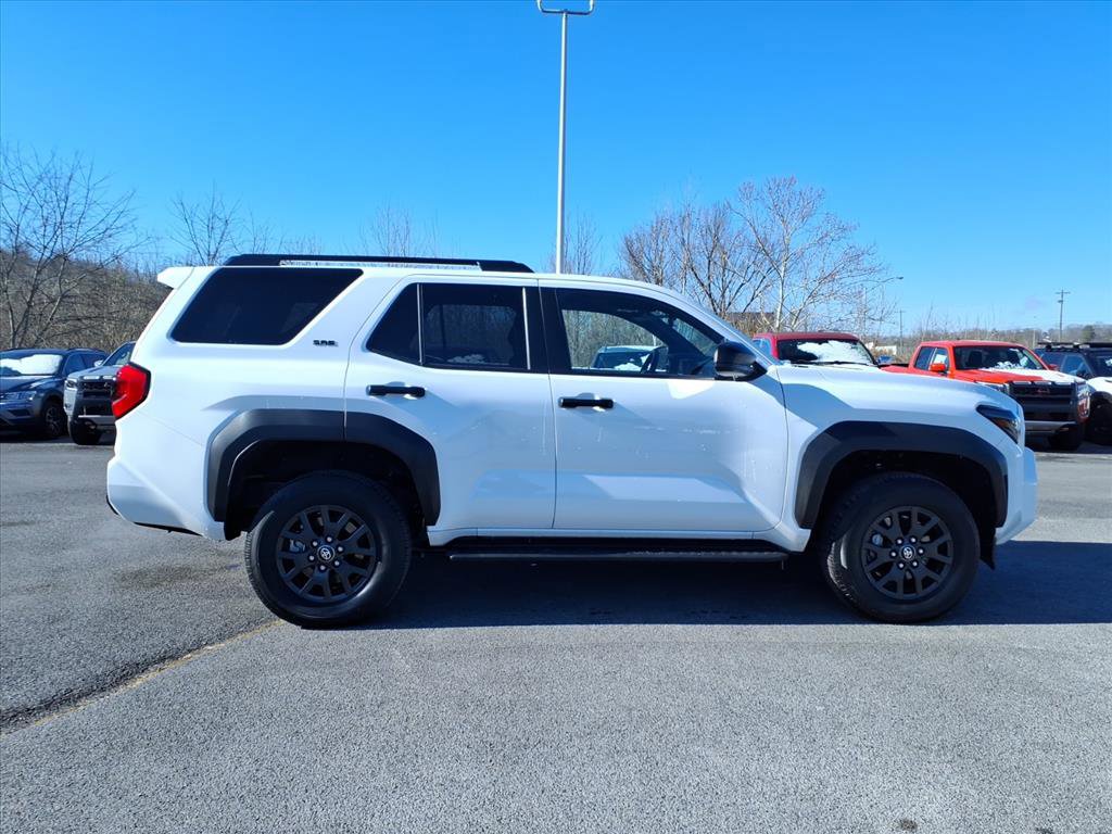 Used 2025 Toyota 4Runner SR5 image 15
