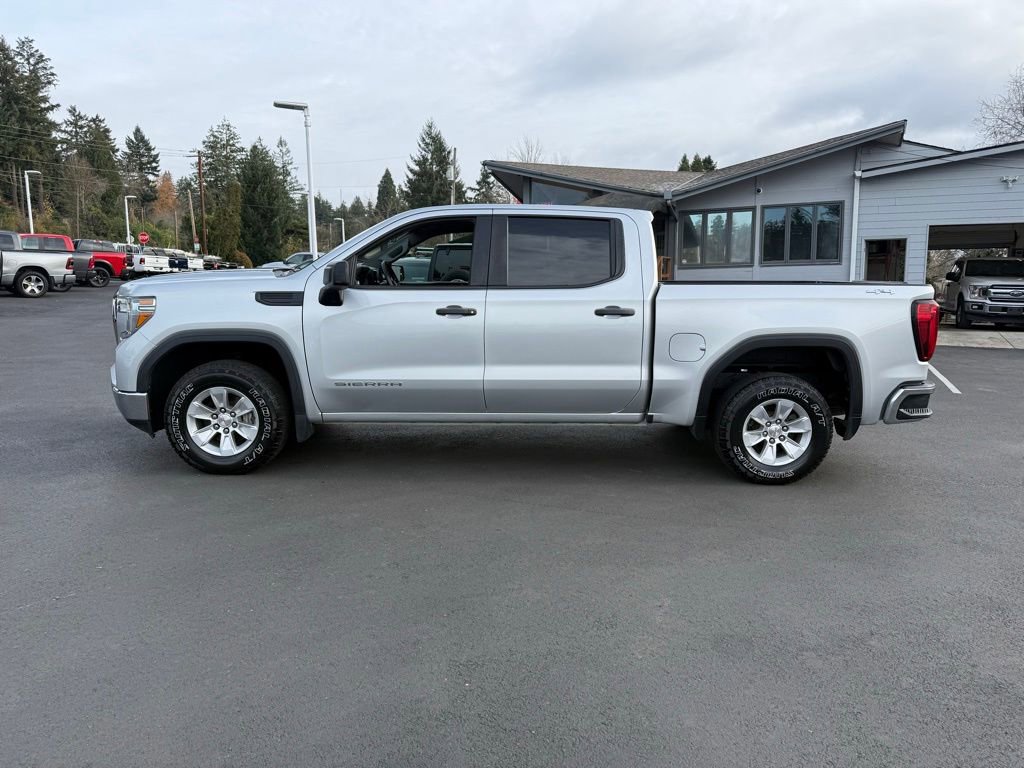 Used 2019 GMC Sierra 1500 4x4 Crew Cab w/ Convenience Package image 2