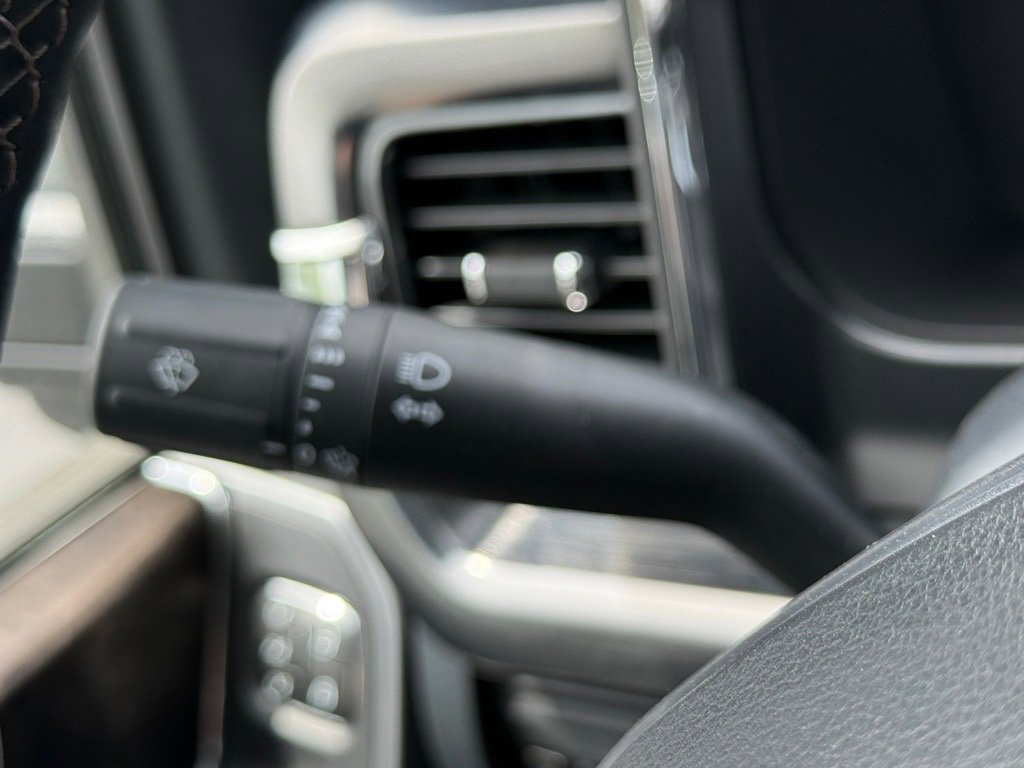 New 2025 Ford F350 Lariat w/ Lariat Ultimate Package image 23