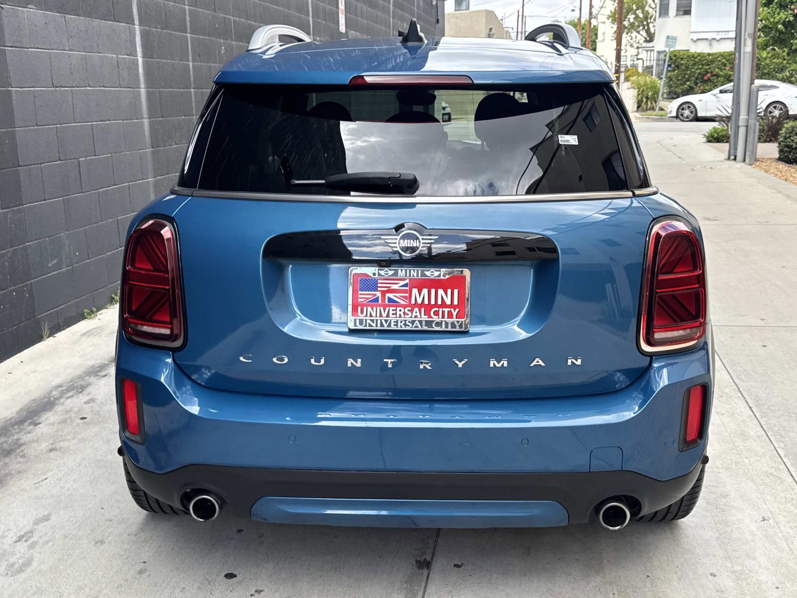 Used 2022 MINI Cooper Countryman S w/ Storage Package image 4