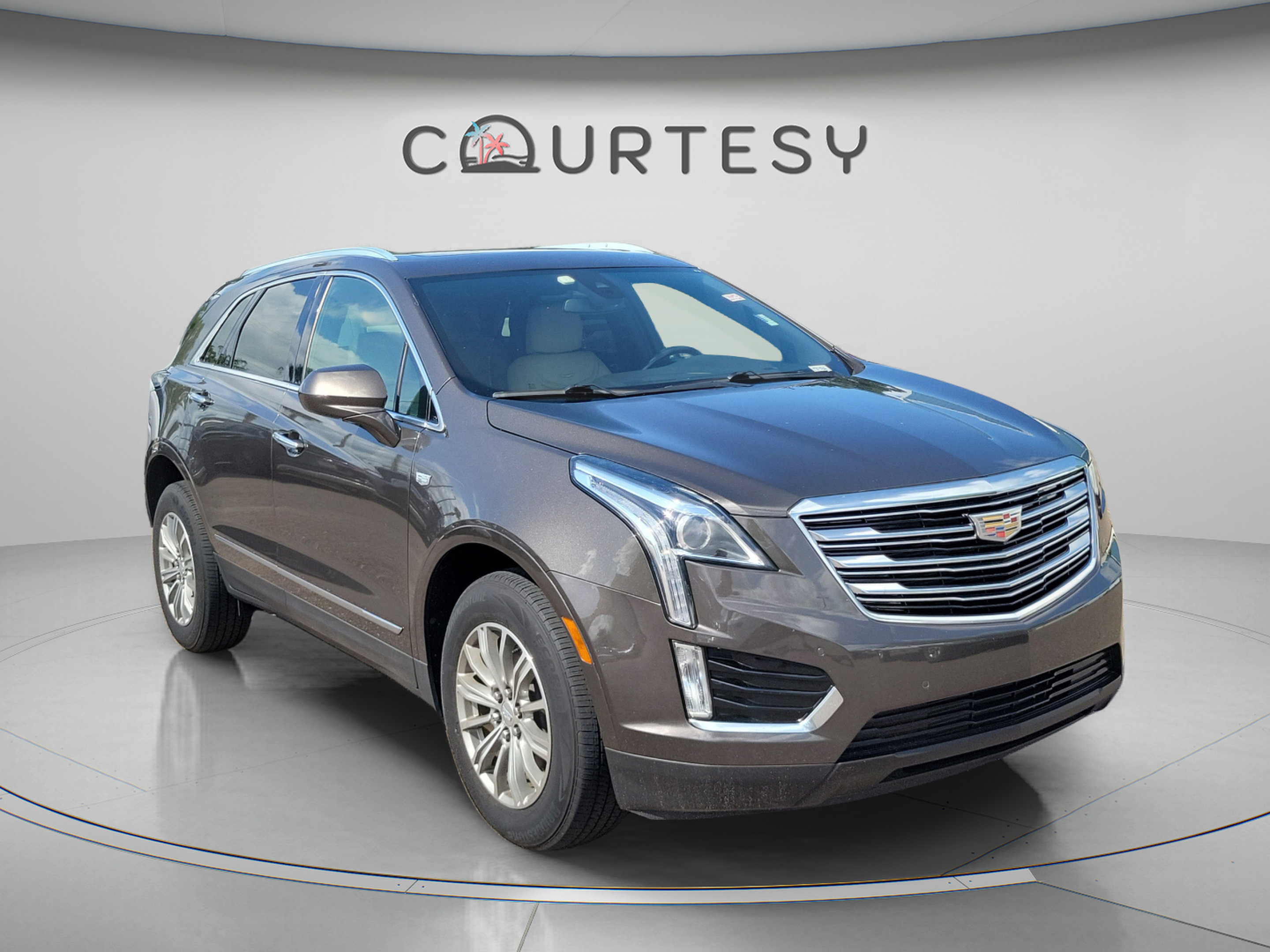Used 2019 Cadillac XT5 Luxury FWD image 4