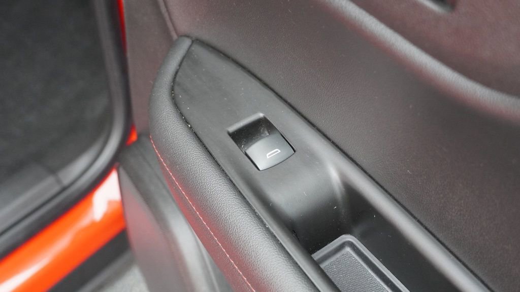 Used 2020 Chevrolet Blazer RS image 21