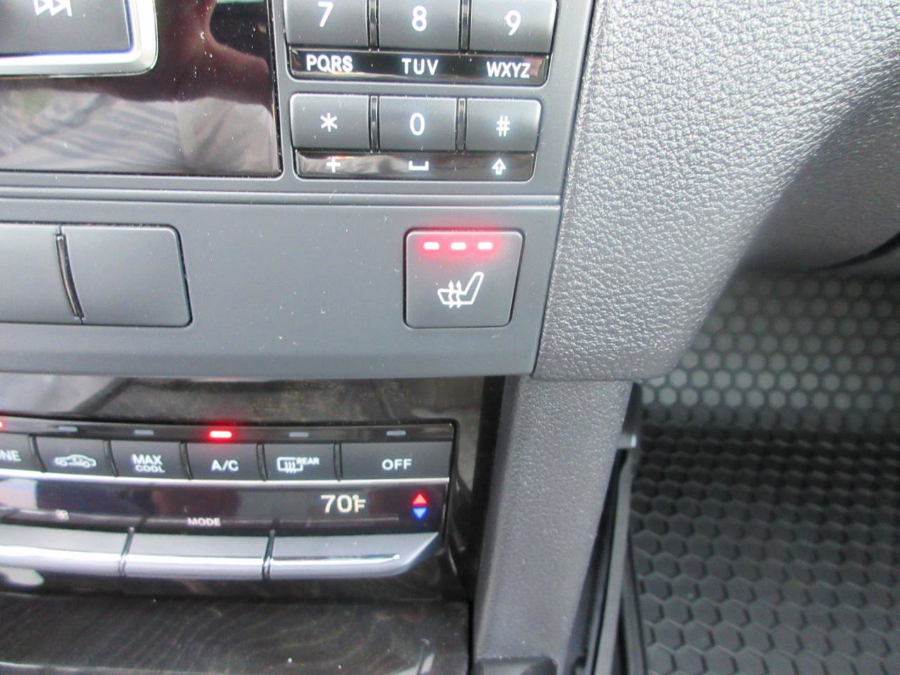 Used 2013 Mercedes-Benz E 350 4MATIC Wagon image 25